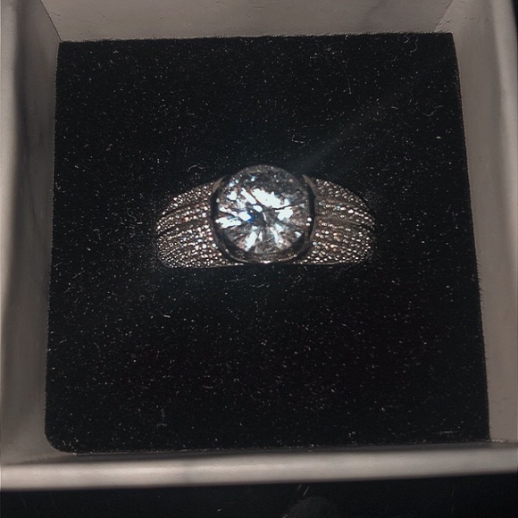 THE HADES RING - Picture 2 of 2